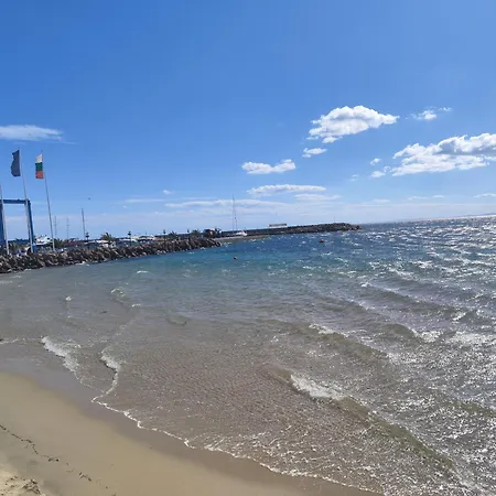 Complex Compass Apartman