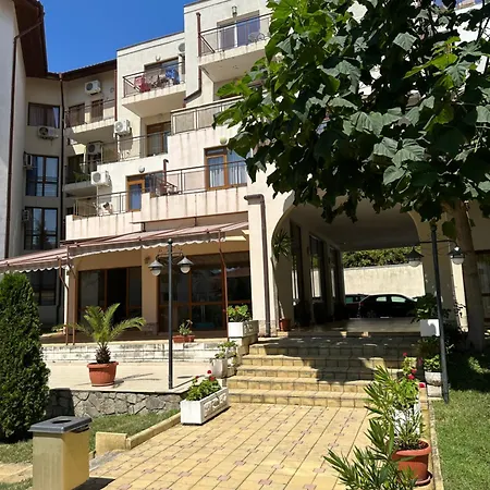 Apartman Complex Compass