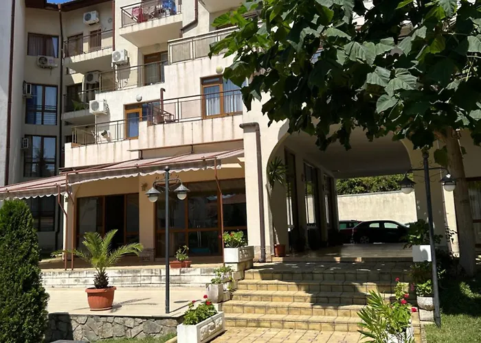 Apartament Complex Compass